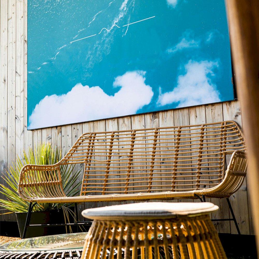 Our Miami bench sure does look good outside. Hire the whole collection to complement every piece.