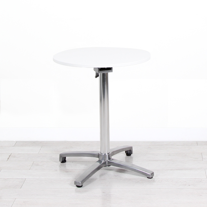 600mm White Round Bistro Table - Chrome Frame