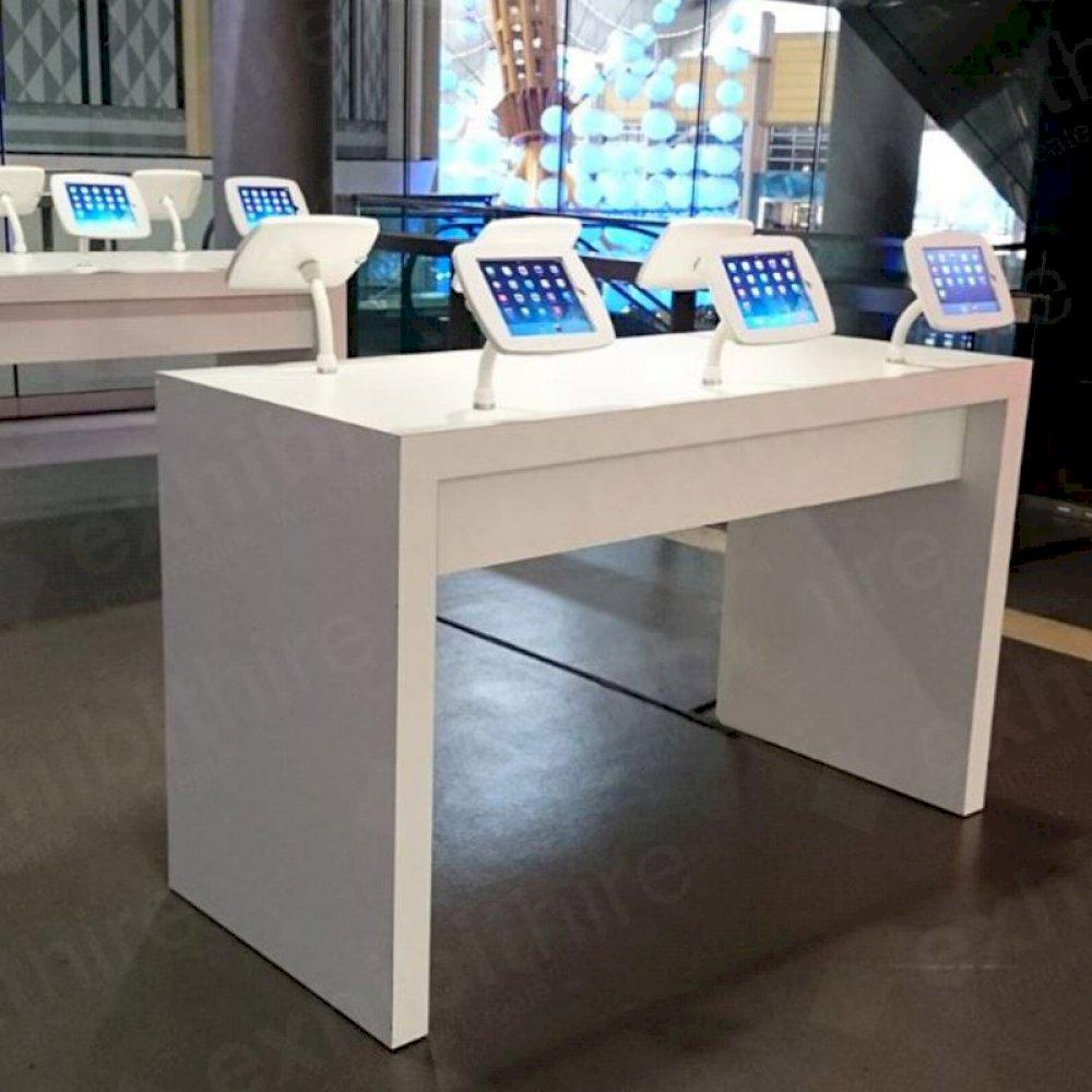 The 6 iPad Counter includes 6 iPads and is perfect for informing and socializing with customers.