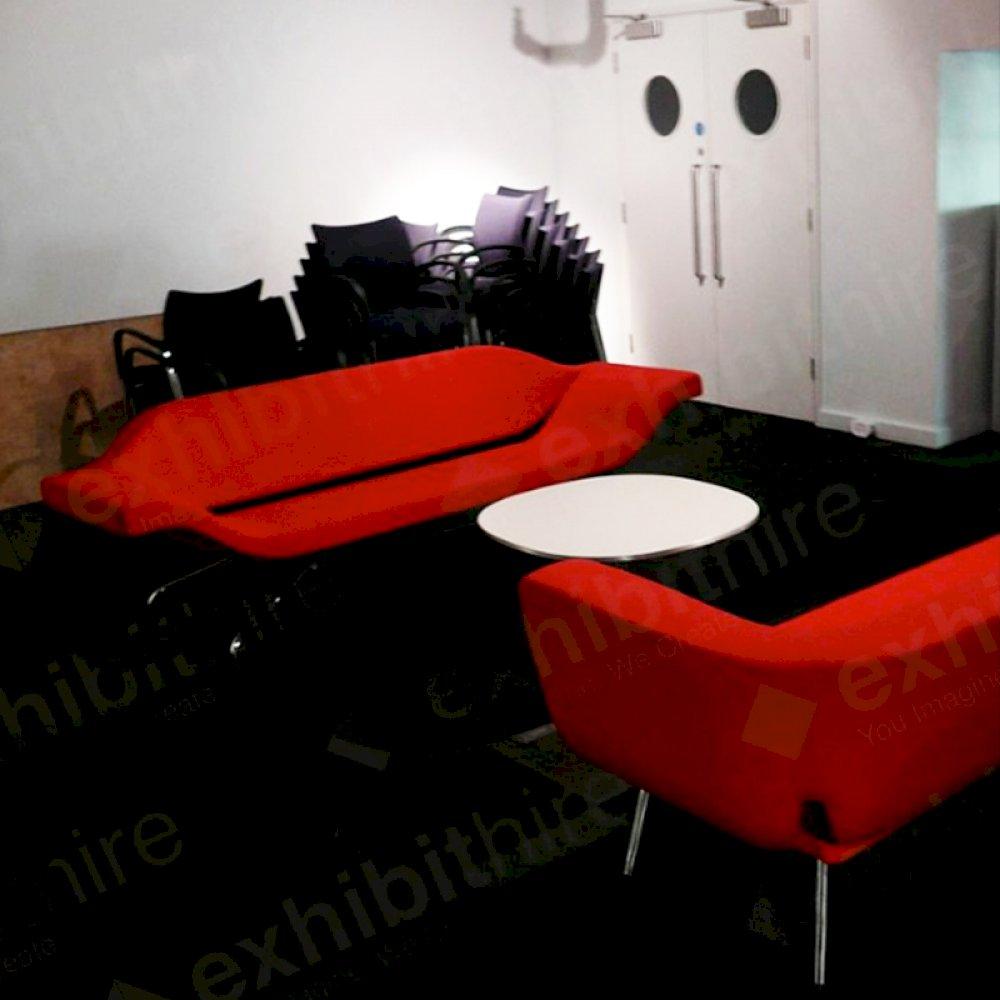 The Ondo Sofa is available in red and black. The sleek frame makes this piece stylish and contemporary.