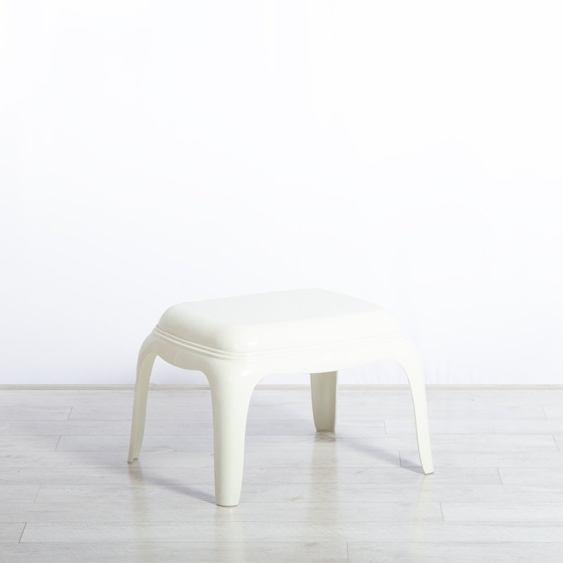 Throne Table - White