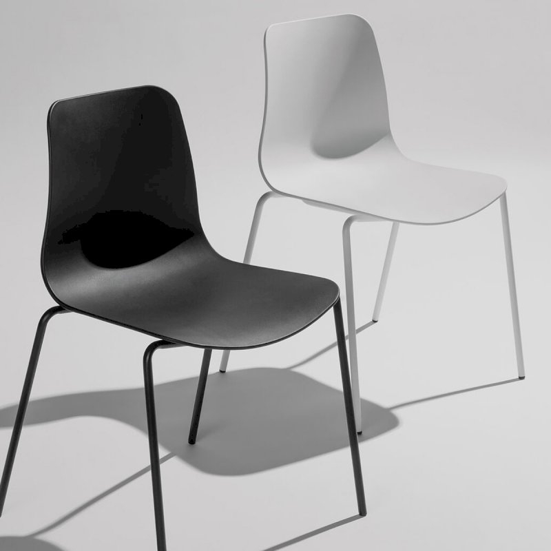 Curve Stacking Chair - Black