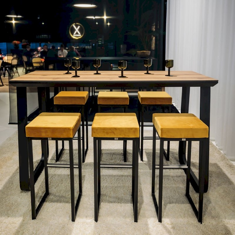 Utah Double Poseur Table - Black Base Natural Oak Top